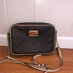 ❌SOLD❌Michael Kors Crossbody